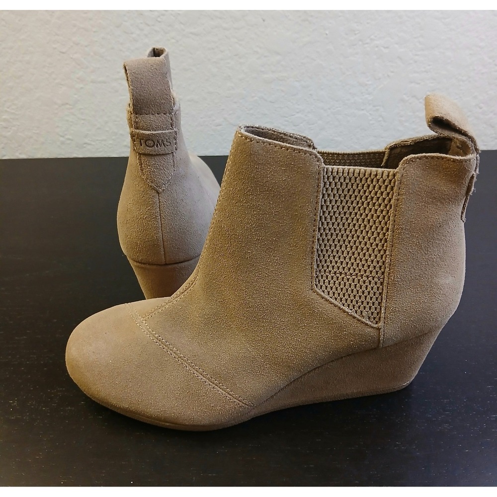 TOMS Leila Tan Suede Wedge Ankle Booties Womens 6.5 Pull On Round Toe Boots